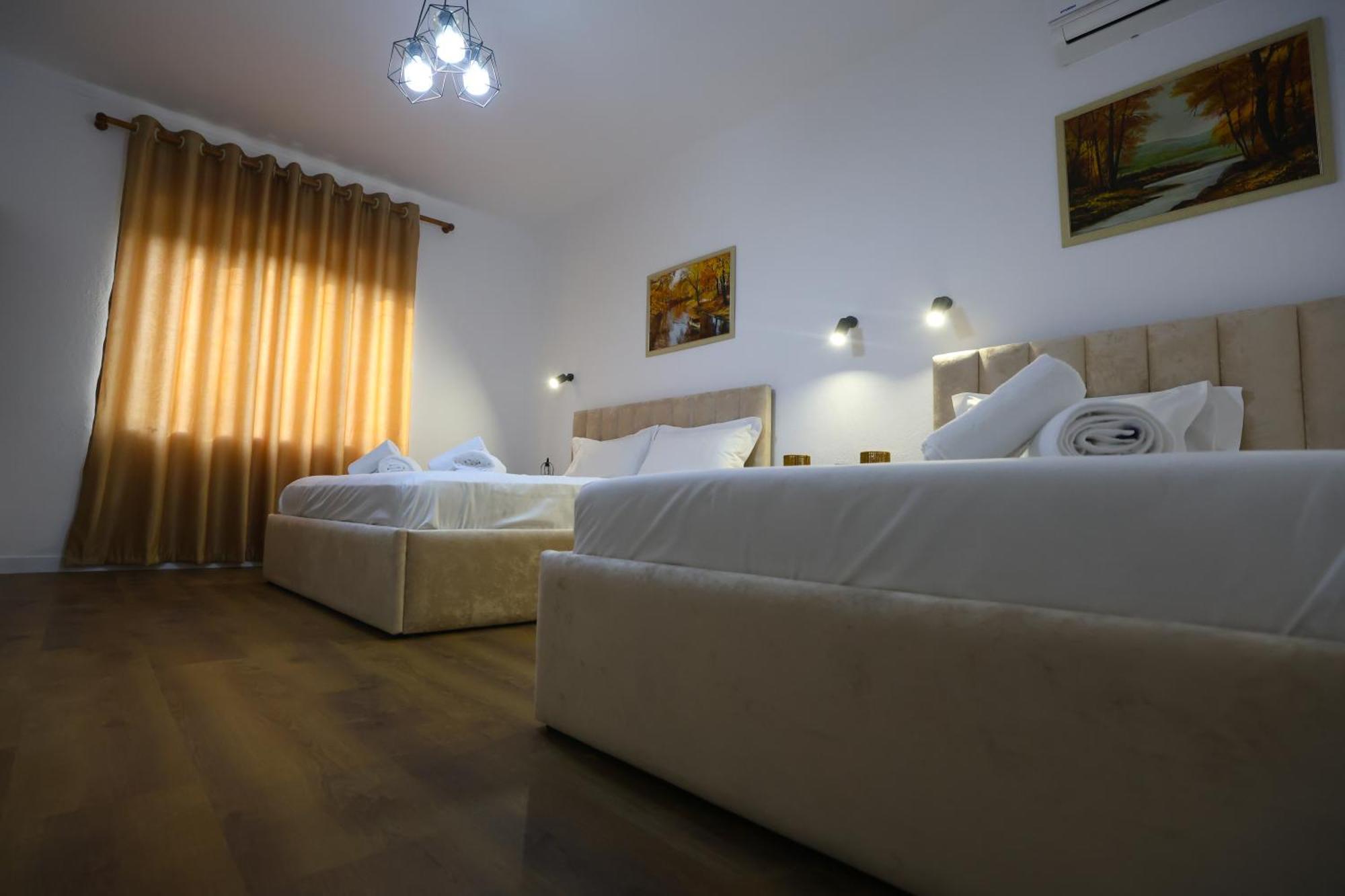 Vila Alizee Hotel Тирана Екстериор снимка
